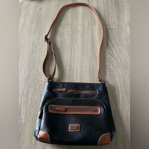 NWOT … WHITE MOUNTAIN Shoulder Bag